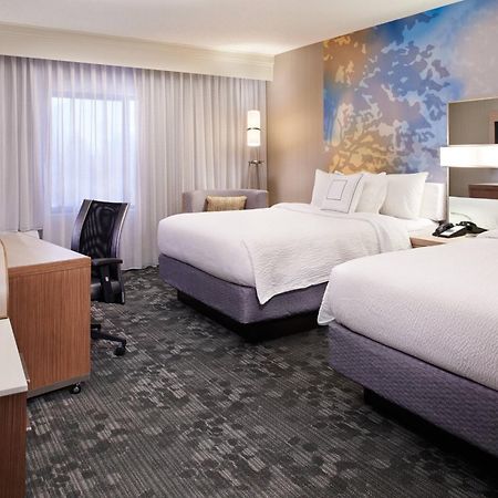 คอร์ตยาร์ด บาย แมริออท โทเรโด รอสฟอร์ด/เพอริสเบิร์ก Hotel Rossford ภายนอก รูปภาพ