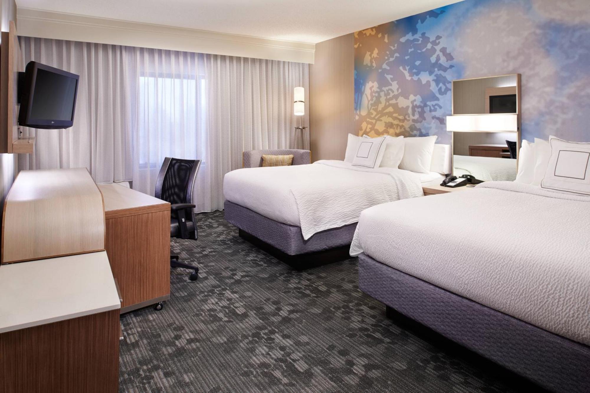 คอร์ตยาร์ด บาย แมริออท โทเรโด รอสฟอร์ด/เพอริสเบิร์ก Hotel Rossford ภายนอก รูปภาพ